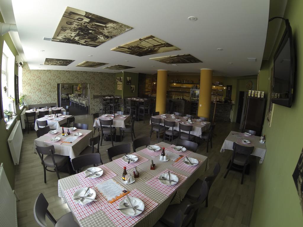 Hotel Gol Prostějov Exterior foto